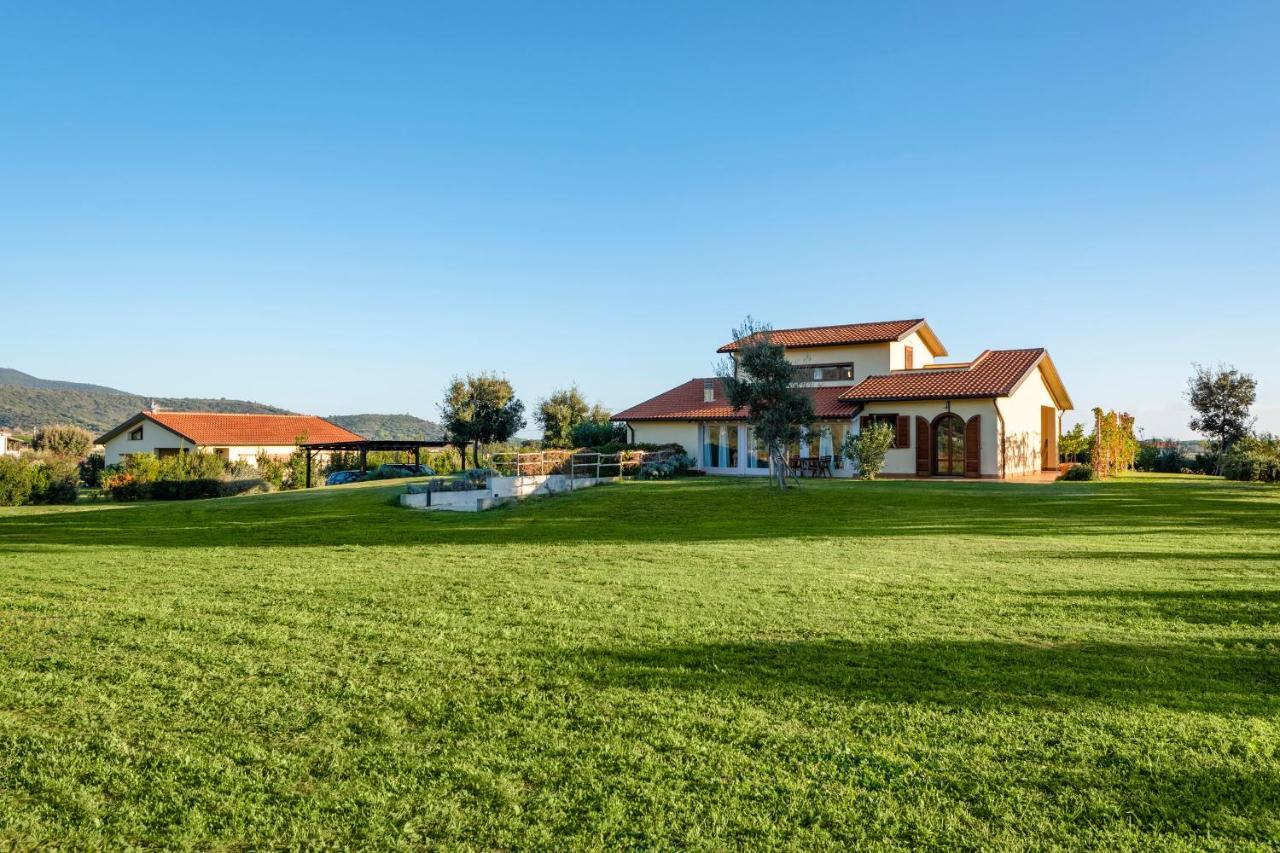 Agriturismo Terre Di Castiglione カスティリオーネ・デッラ・ペスカーイア エクステリア 写真