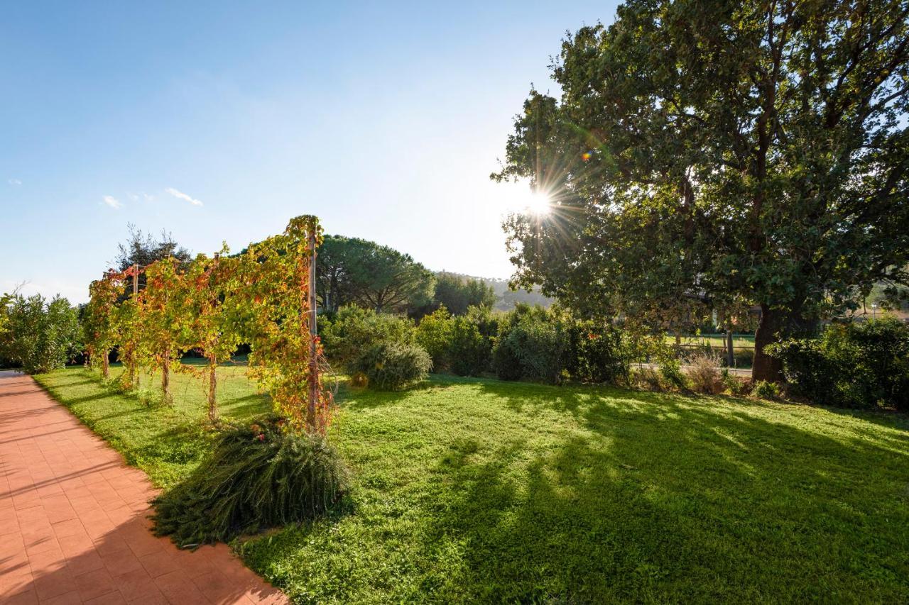 Agriturismo Terre Di Castiglione カスティリオーネ・デッラ・ペスカーイア エクステリア 写真